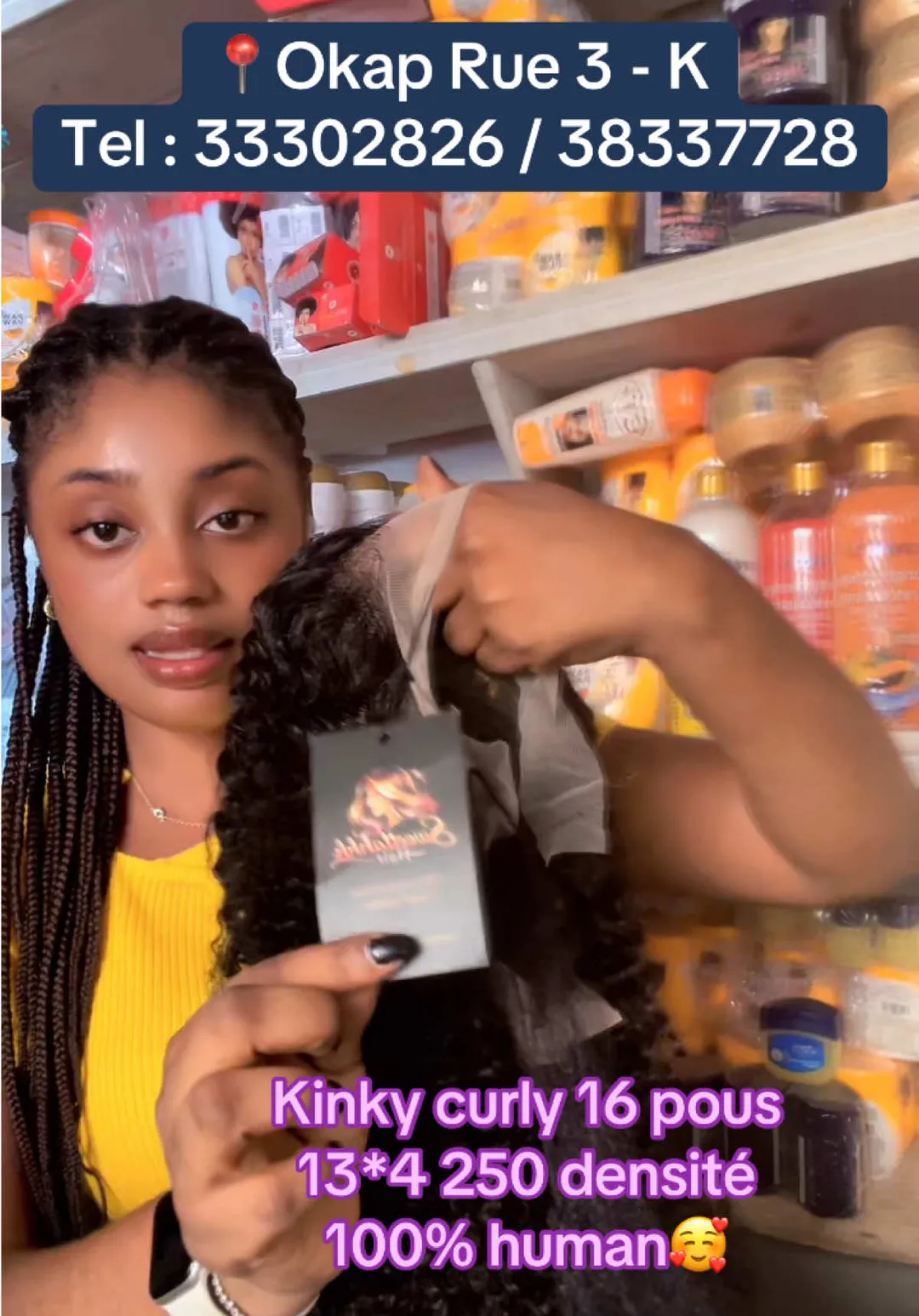 Kinky curly lace front, texture bouclée, présentée en boutique